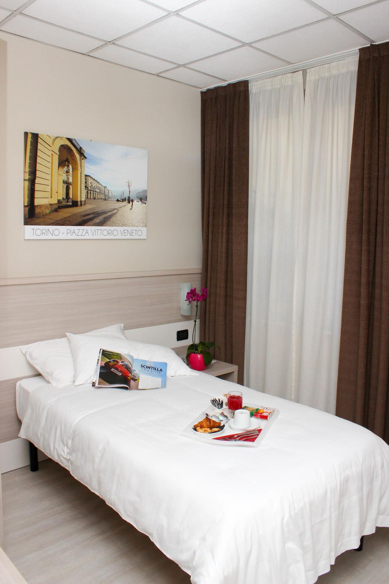 Best Quality Hotel La Darsena مونْكالييري المظهر الخارجي الصورة