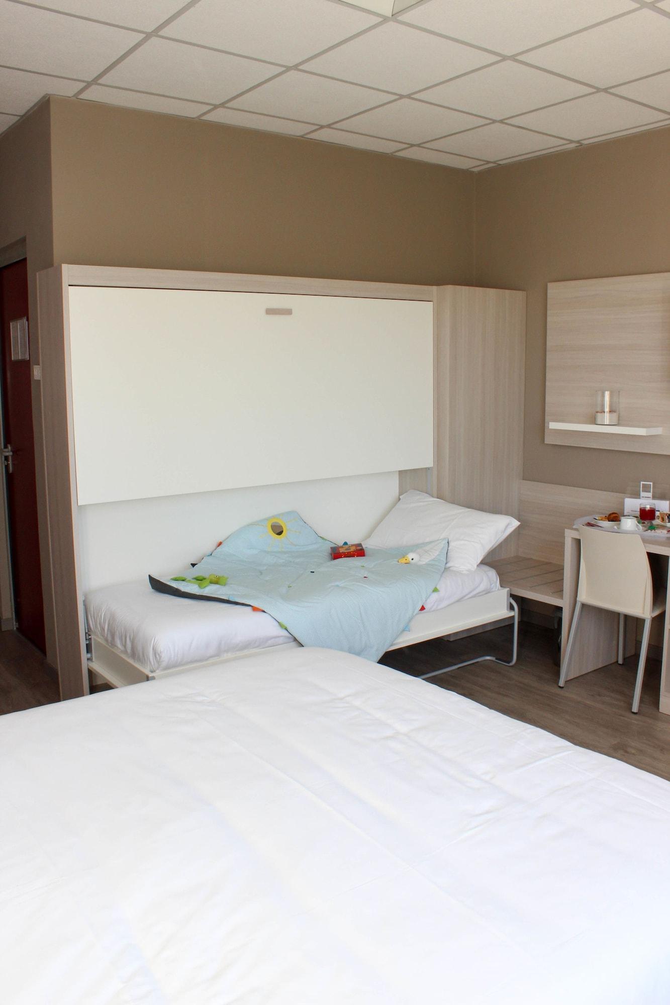 Best Quality Hotel La Darsena مونْكالييري المظهر الخارجي الصورة