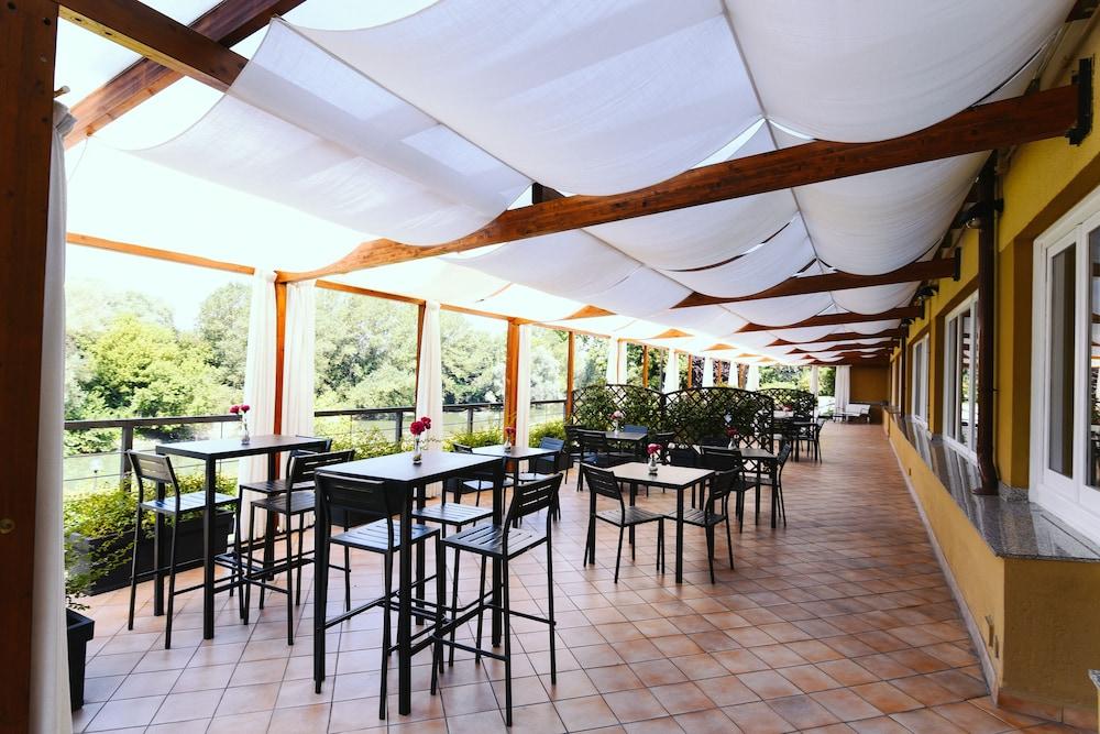 Best Quality Hotel La Darsena مونْكالييري المظهر الخارجي الصورة