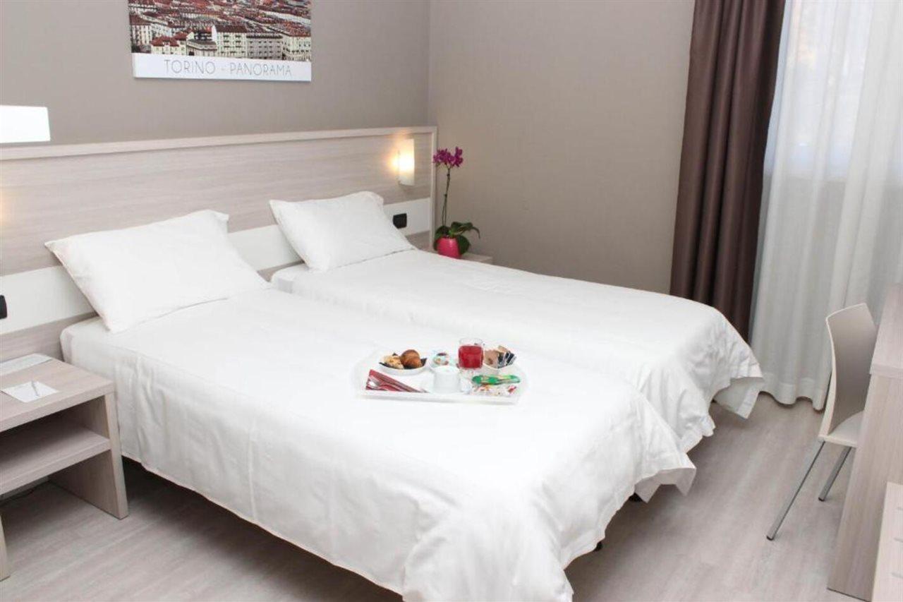 Best Quality Hotel La Darsena مونْكالييري المظهر الخارجي الصورة