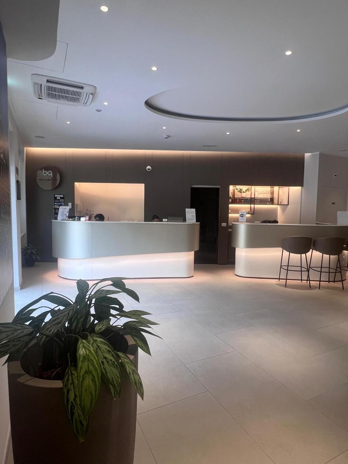 Best Quality Hotel La Darsena مونْكالييري المظهر الخارجي الصورة